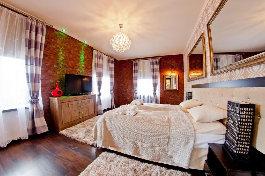 Palac Saturna Czeladz Ruang foto