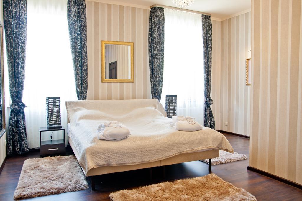 Palac Saturna Czeladz Ruang foto